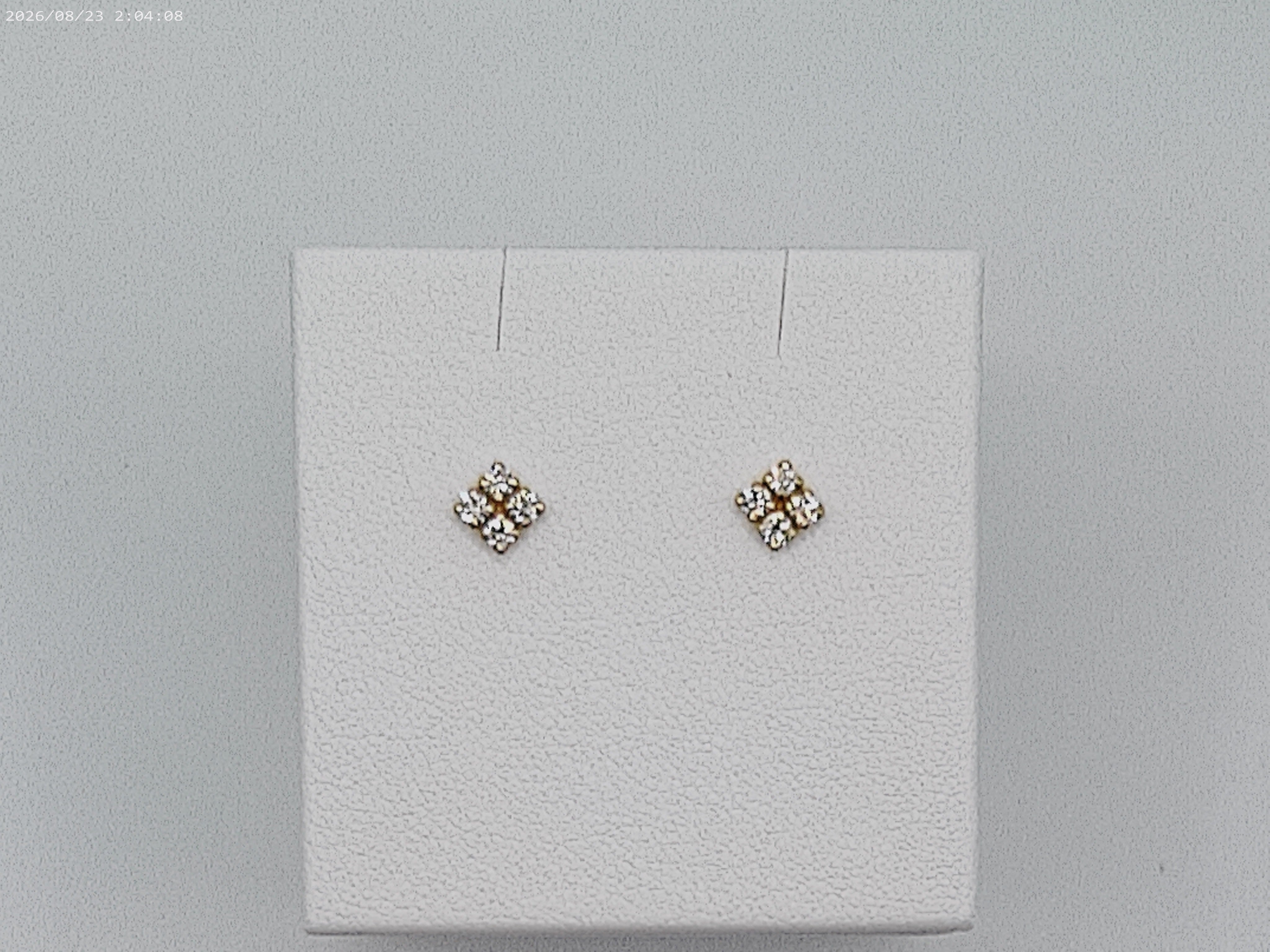 K18 天然ダイヤモンド ピアス 0.10ct|18金